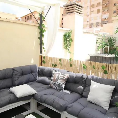 Del Parque Flats Atico Capuchinos Apartment *